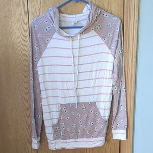 7th Ray Pink and Cream Patterned Hoodie